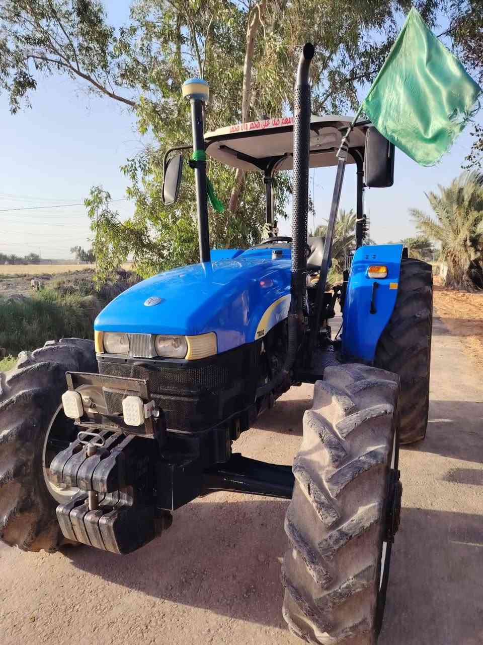 مكينه نيوهولند حجم 80 موديل 19 مكينه مكفوله ما مفتوح بيه برغي محرك كير اكسن مشروط عل الفحص 
تخم تاير العنوان النجف المشخاب منطقه الغزالات رقم ***********
