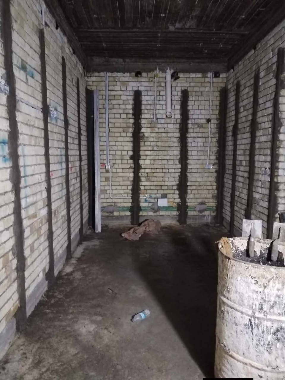 السلام عليكم لباخ ومبيضجي متفرغ شغل درجه اولى فحص مهندسين بالاضافه واجهات كوبلين بيشته حجر تقطيع فوم وباسعار مناسبه ***********
