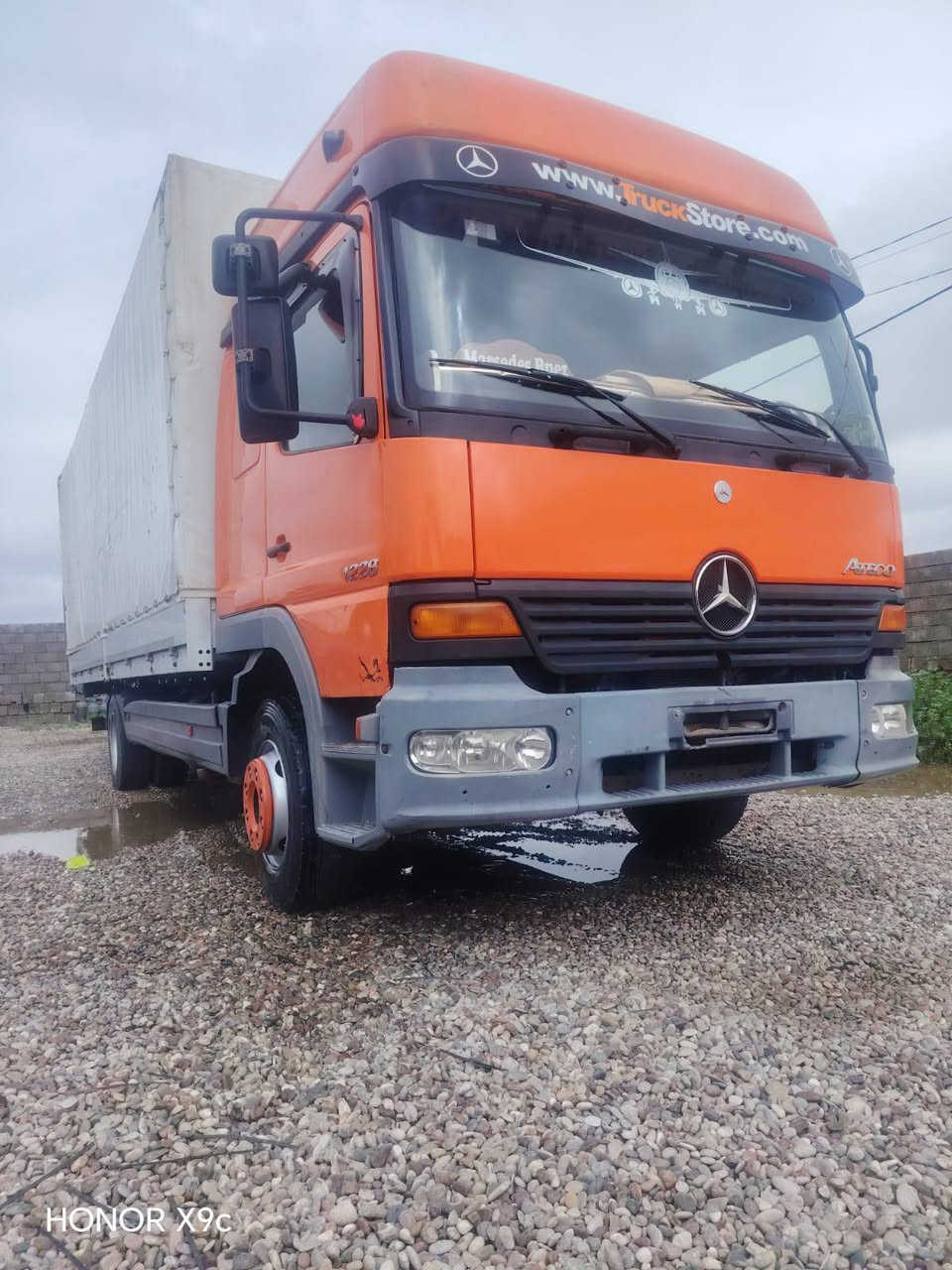 السلام عليكم للبيع اتيكو مديل 2000
حجم 1224 سياره جاهزه رقم بصره مشروع وطني سنويه لل 30 
طول البدي سبعه وربع باب كهرباه 
مكان السياره كركوك قضاء الحويجه تفاصيل اكثر اتصل وتدلل ***********
