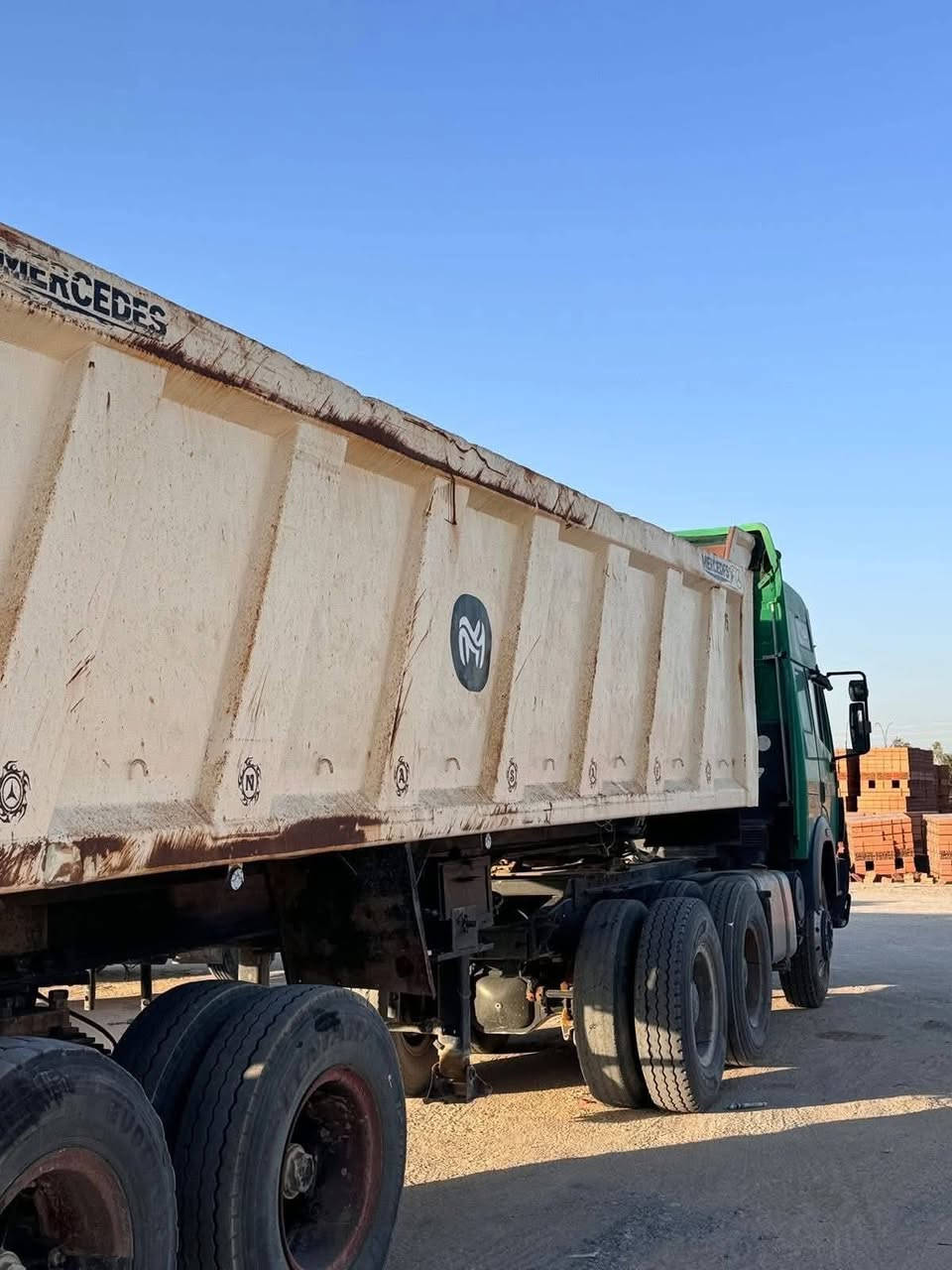عربانة علم للبيع موديل ٢٠٠٢ تايرات نص عمر شاصي مكفول السعر 80$المكان كربلاء للاستفسار ***********
