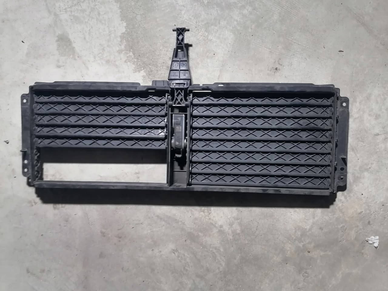 جمسي GMC تیران 2018_2020 لون اسود متوفر لدینا قطع غیار محرك کیر مع جمیع ملحقات بیبان داشبول شاشە رادیتر  عجلات ویل کصە امریکە موجود  کامل
***********
***********
