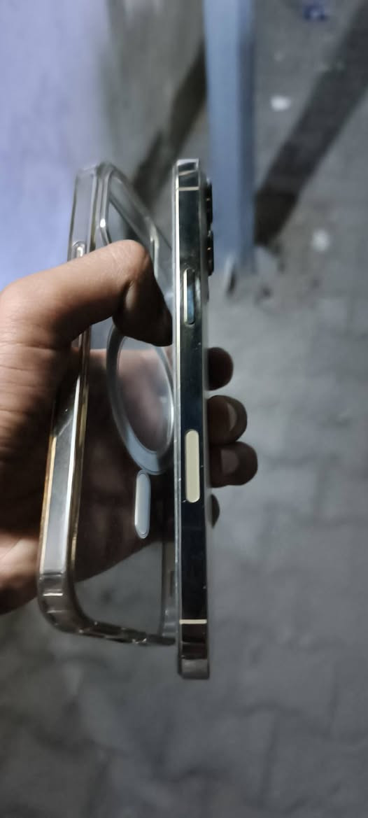 iPhone 13 Pro Max ذاكرة 256 *********** موجود واتساب
