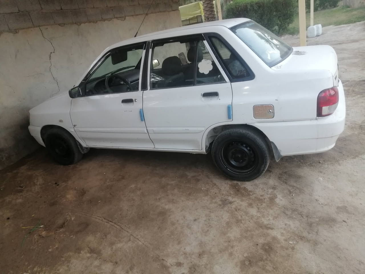 سلام عليكم سايبه 2012 رقم بغداد انكليزي سنويه ل30 مكينه كير حداديه تخم تاير جديد السياره كهربائيات كله شغاله تبريد مايشتغل المكان كربلاء الرقم *********** وسعر 34
