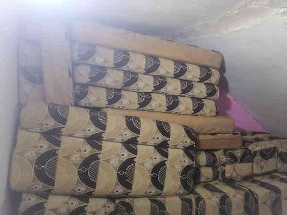 اللبيع جلاسات نضيفات كلش المكان كربلاء حي الغدير يم حديقة الياسمين الشراي يتصل على رقم ***********
