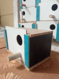 يوجد قاصات طير حب مفرد و جمله سعر المفرد 2000 ثلاثه ب 5000 وللي يريد ج...