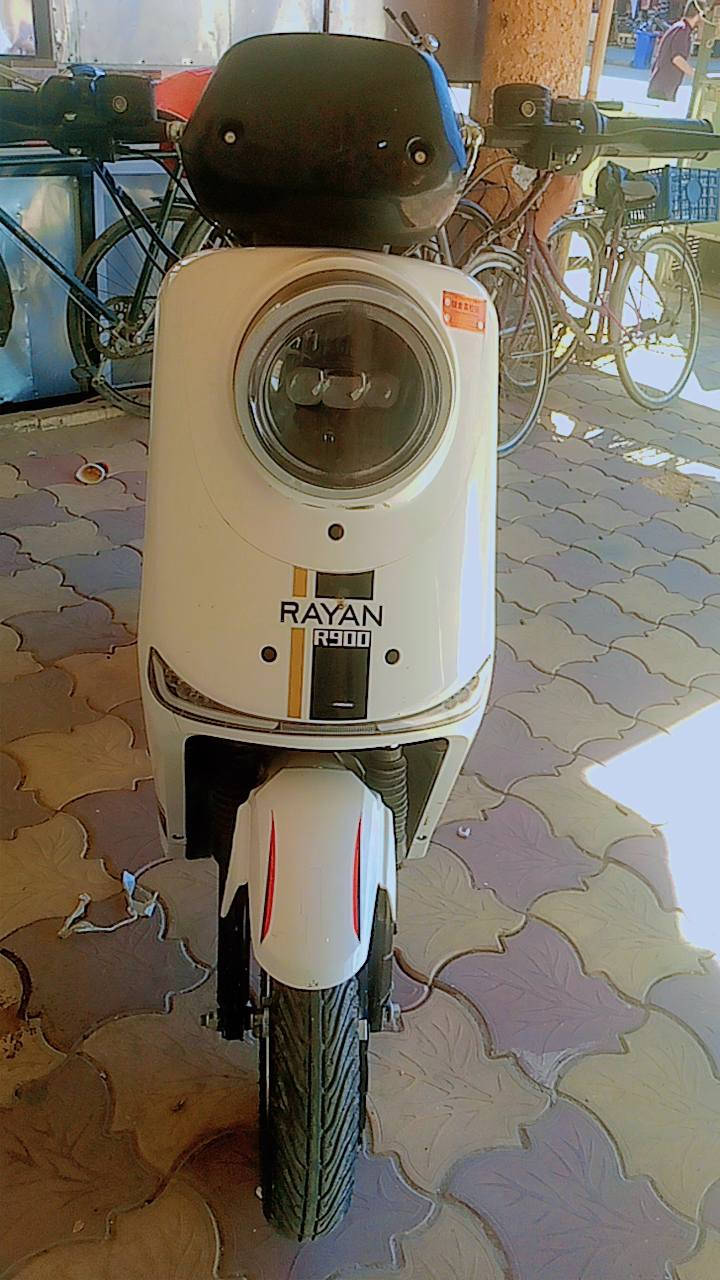 السلام عليكم دراجه شحن للبيع السعر 600وبيه مجالي للشراي
***********رقم الموبايل
