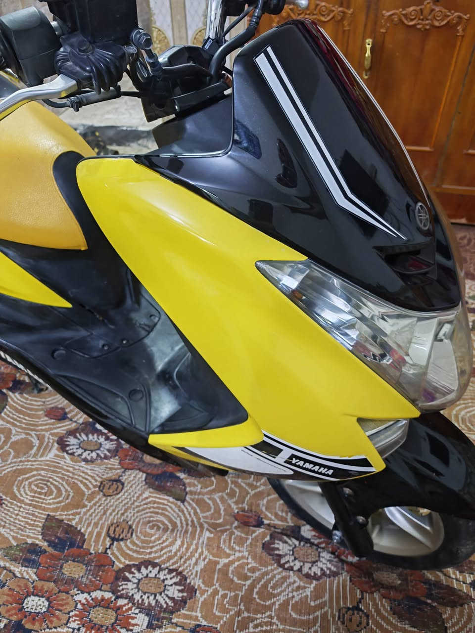 بعدهي بتراب الشركه
كفاله عامه   ماجسته اس S

كفاله عامه.    برغي واحد ممفتوح بيها

ماشيه 18 الف 

اخذتها. قبل شهر. ب 2مليون و 600

والي يريد يشتري اساهل وياه ويدلل

الشراي يتصل هاتفيا او واتساب ***********

مكاني ناصريه مركز.  ولا يوجد توصيل
