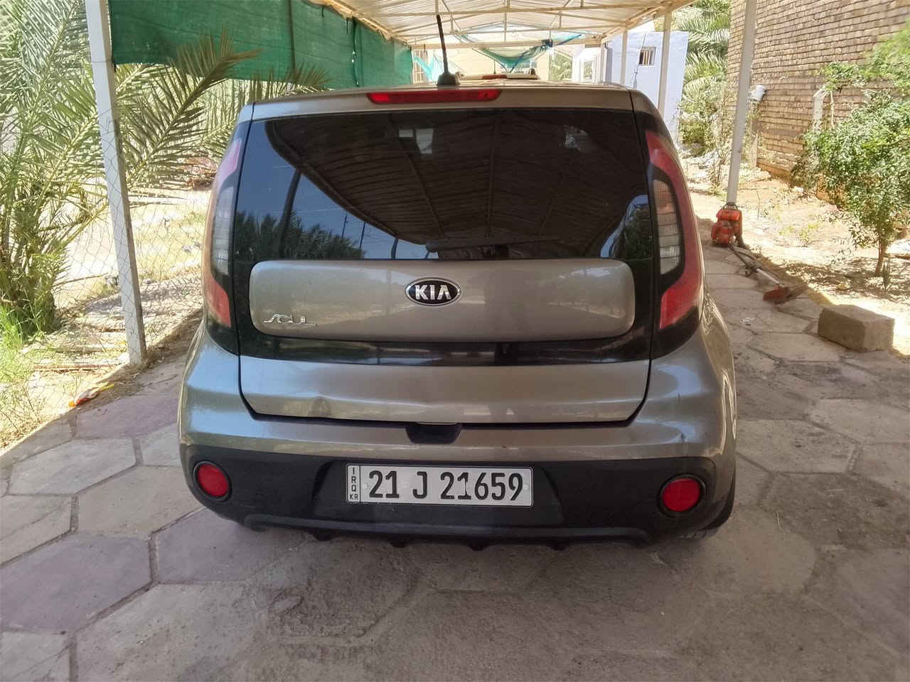 كيا صول سعر 107موديل 2018 سيارة بيهة جاملغ وبنيد وبيهة شوية صبغ بلداير مال جاملغ الخلفي والباقي كفالة محرك مامفتوح شرط تبريد ثلج حدادية كفالة سيارة جديدة وسنوية بسمي مجددة 2031 محرك 1600 مكان السيارة الديوانية تلفون ***********/***********
