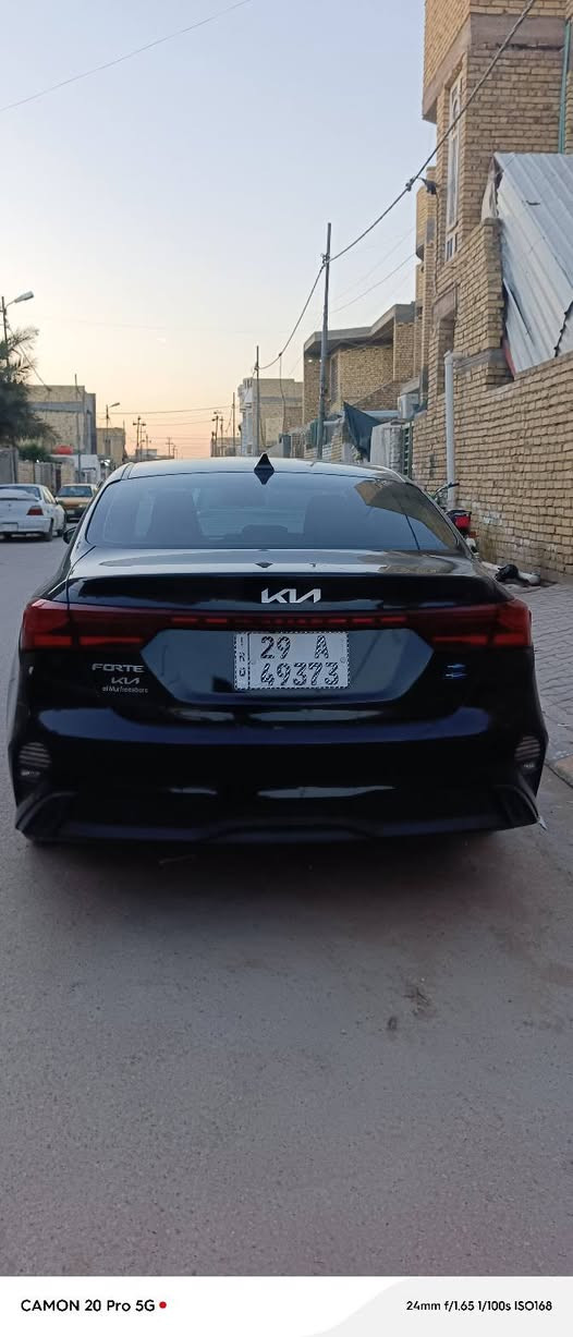 السلام عليكم كيا فورتي 2023 امريكي بيه جاملغ بس اخت الاكلين ماشيه 37 الف رقم واسط انكليزي السعر 175 وبيه مجال مكانه واسط الكوت الاستفسار اتصل ***********
