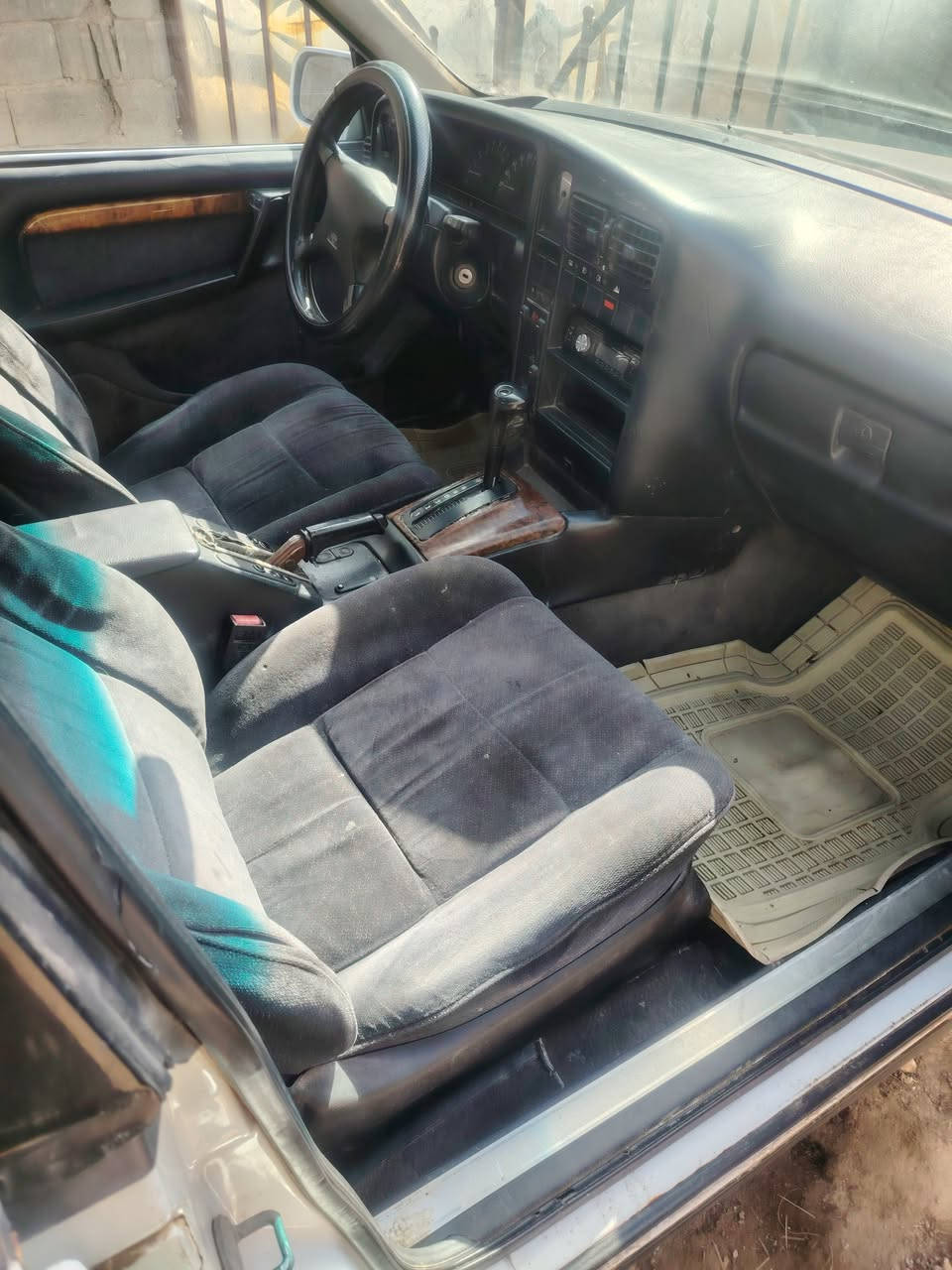 اللهم صلي على محمد وآل محمد سلام عليكم اوبل اوميكا موديل 93بدون صبغ بدون ضربه بلادي كير اوتوماتيك مكينه 20 لاصرف ولابخار شرط سنويه نافذه قبل 6 اشهرتحويل مباشر شواصي بشرط بدون تصليح ترايك للبصره جاهزه من كلشي الشراي يتصل بي خير ويدلل وبلعافيه عل ياخذها *********** (***********
