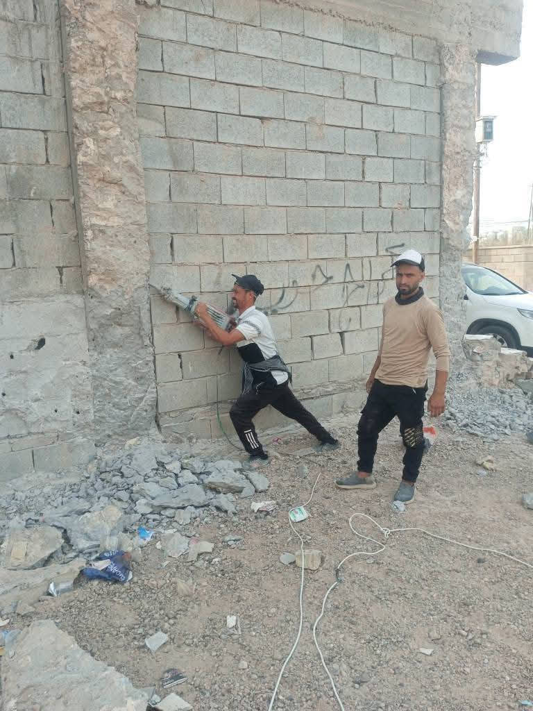 سلام عليكم  / يوجد كادر عمل جاهز/ تصعيد مواد/ تنضيف بيوت/ تفليش/ تكشيط/ تنضيف حدائق/ دفن نهري  / شقلنه ليل ونهار   /ومعداتنه جاهز/ ماعليك بس تصال على رقم  /     ***********
