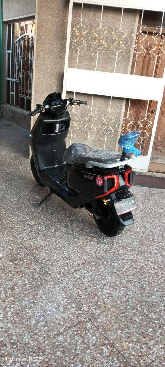 دراجه ريان تالنج سته بطاريات نظام بارك و بيك و ايي بي اس و شحن تلفون شاشه ايباد لايت عالي ناصي زنون شاشه متكلمه موديل 26 مكان بغداد البلديات السعر 480وبيها مجال بسيط استفسار اتصال على الرصيد و الواتساب 
***********
