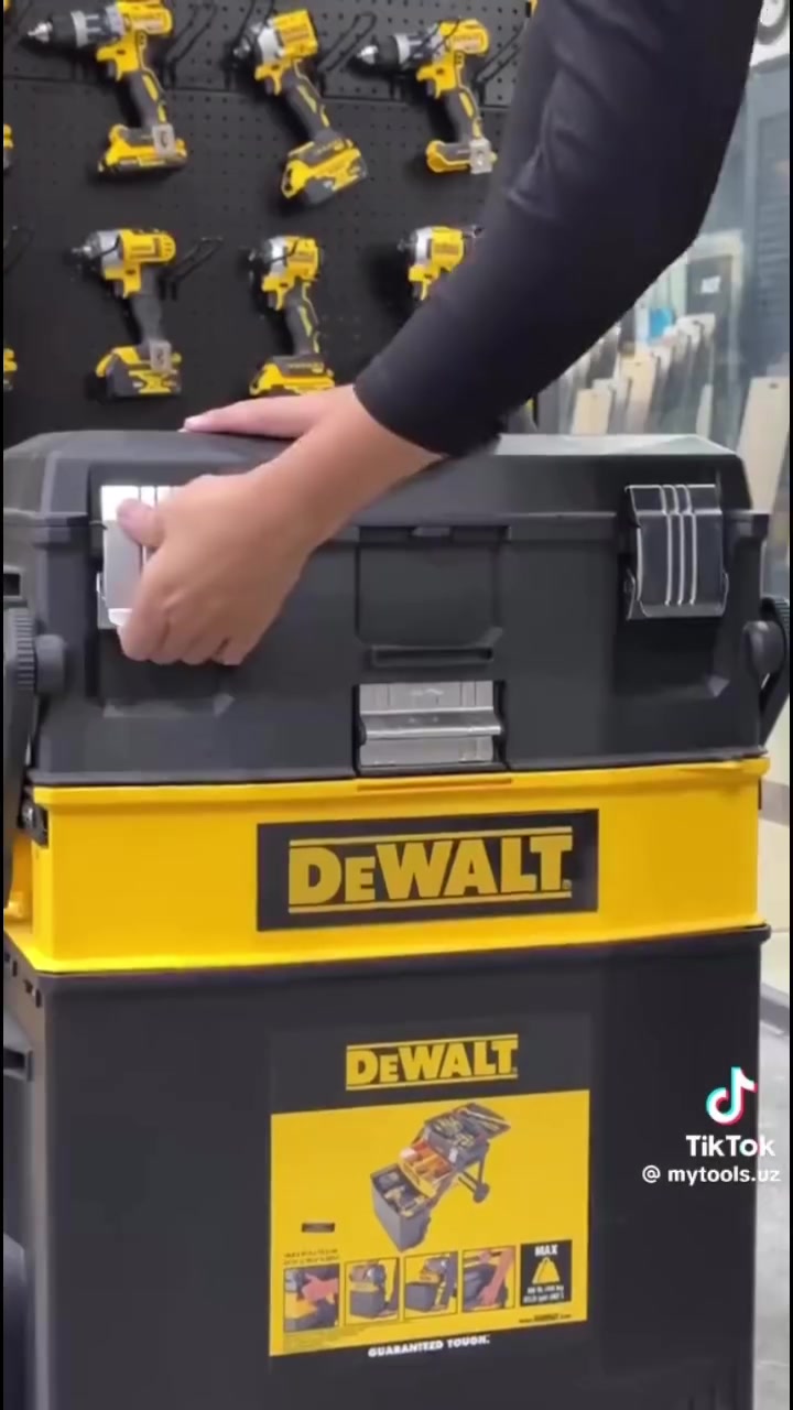 #متوفر  #فارغة  #DeWalt  #امريكي


**إذا كنت صاحب هذا الإعلان وتريد حذفه لأي سبب، رجاءا أرسل رسالة إلى الدعم الفني**