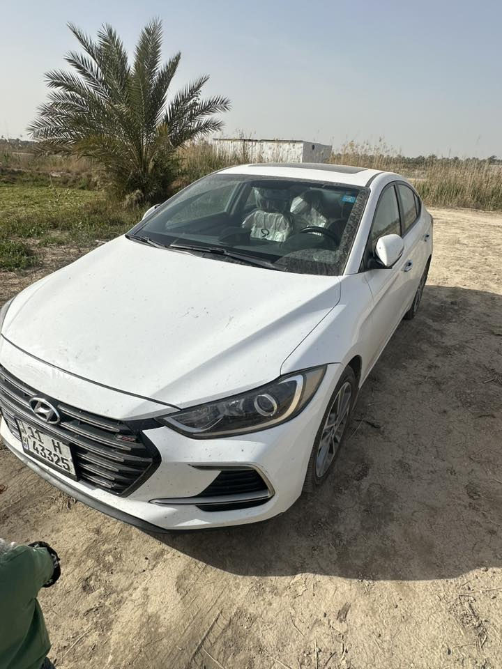 السلام عليكم ورحمة الله النتر مديل ١٩ سوبر كفاله عده جاملغ الايمن صبغ والباقي مكفول فول موصفات عده البصمه السعر ١٥٥ رقم بغداد بسمي مكاني كربلاء طويريج الشراي ياصل ***********
