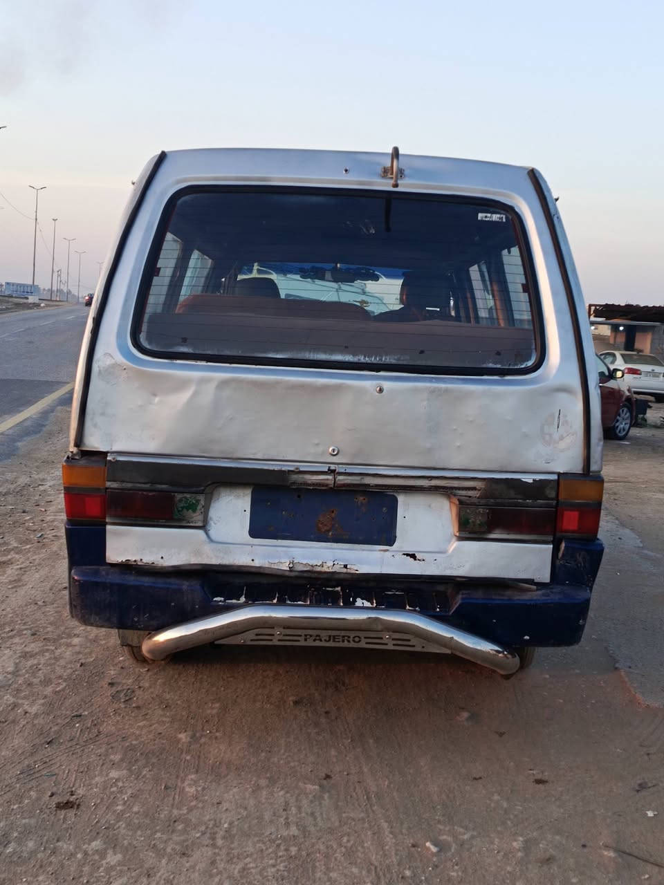 سلام عليكم كيه بستا للبيع موديل 93رقم بغداد الماني سنويه لل27مصفره رقم شاصي شعار بل تكمه تخم تاير جديد صار شهر من شاده مكينه تنقص مكاني بابل مسيب السعر 23وبيها مجال ‏‪0789 159 3897‬‏
