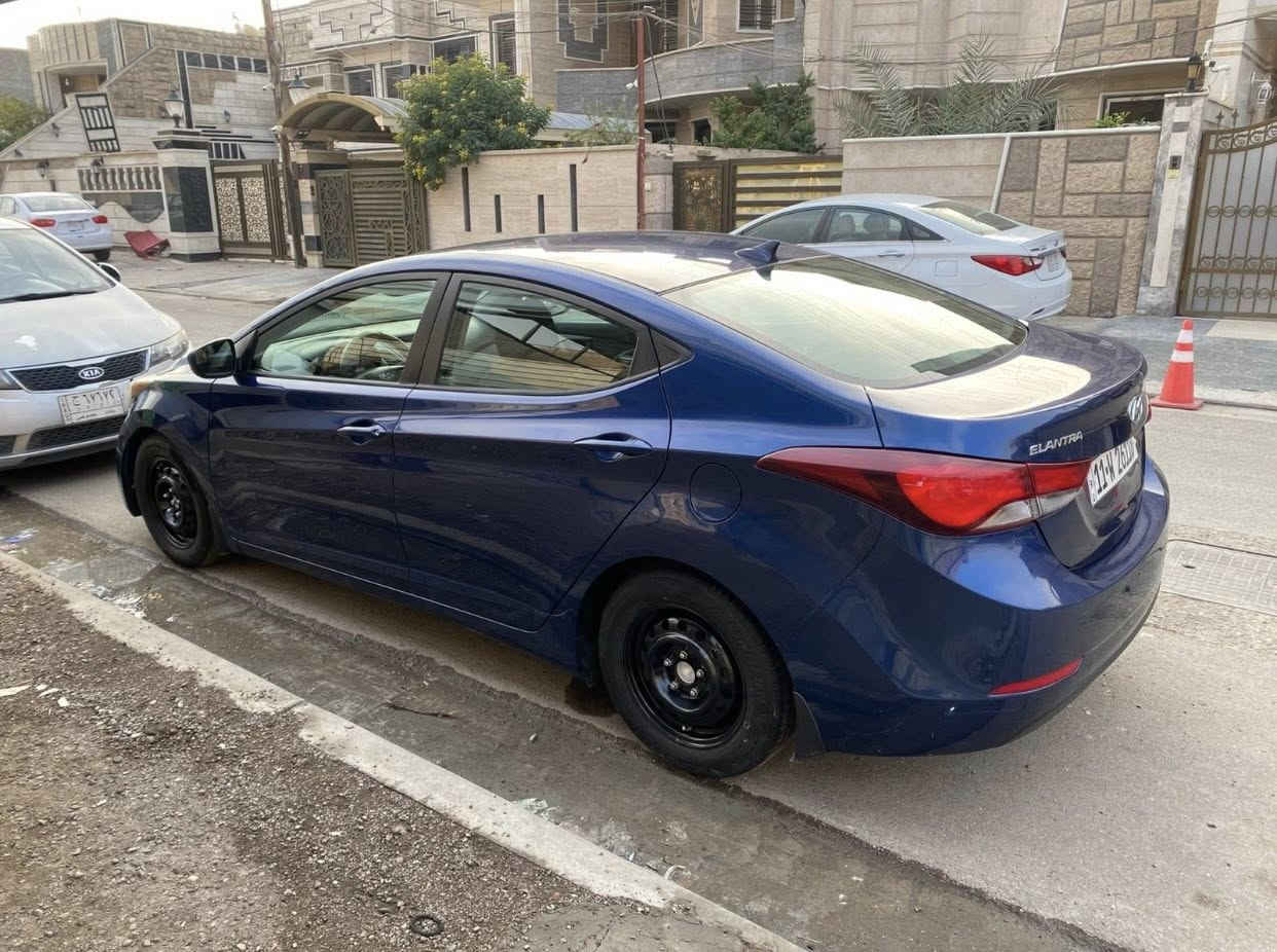 السلام عليكم النترا وارد امريكي 2015 
السعر 100 
مكاني بغداد 
***********
تفاصيل بالسونار
