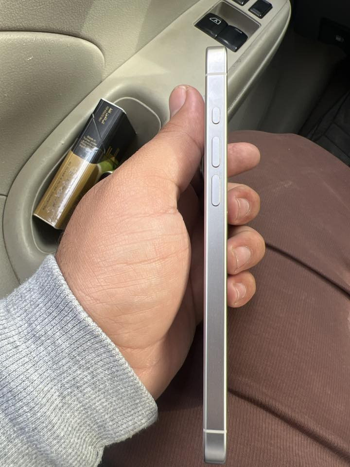 السلام عليكم 

ايفون 15 برو ماكس

ذاكرة 256

شريحة الكترونية فقط

بطارية 92‎%‎

زلغ مابي

انطيك وياه سماعات وكيبل وكفر كلهن جدد 

 السعر  مليون وبي مجال 

خابرني وتدلل

***********

مكاني القبلة
