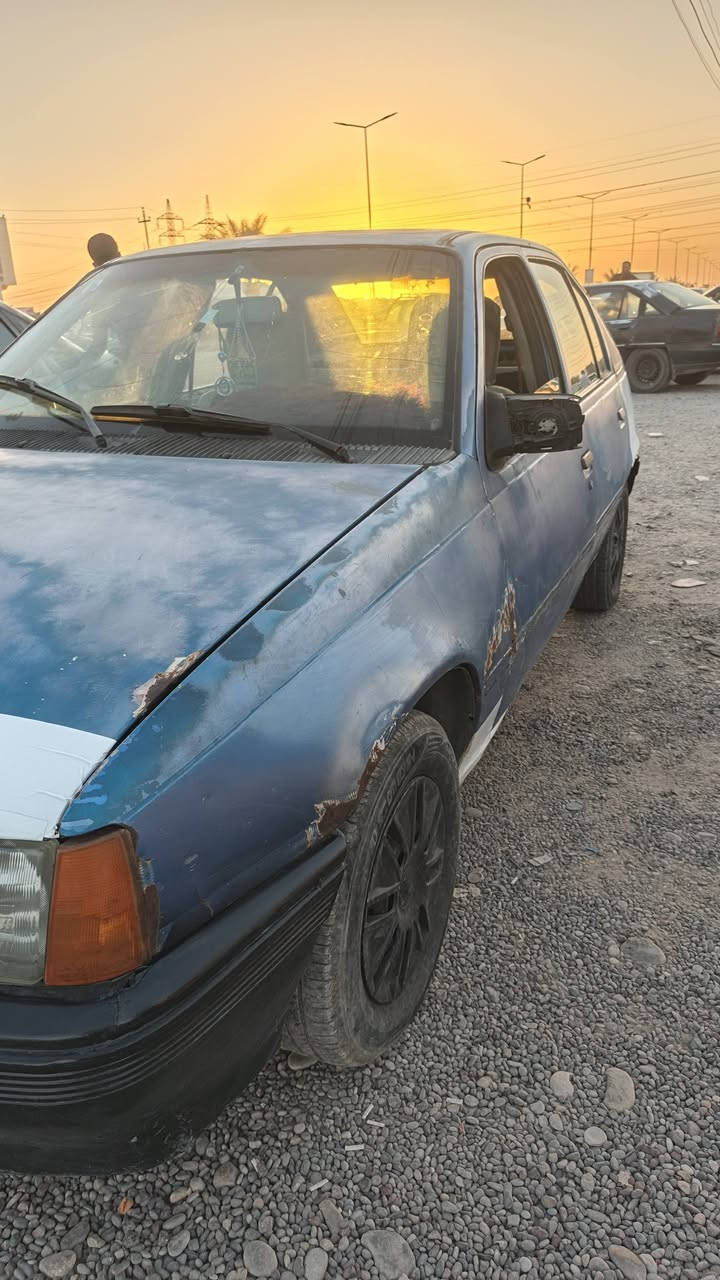 كاديت للبيع موديل 1991سيار شغالة رقم صلاح الدين شرط الوكالة ول تحويل، سعر8ورقات، توبي مجال***********,,, ***********
