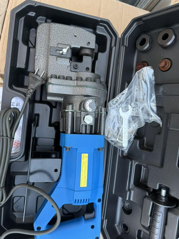 ثاقبه بازبار +حديد هايدروليك ضغط 10 طن  مع قياسات تثقيب مختلفه


**إذا كنت صاحب هذا الإعلان وتريد حذفه لأي سبب، رجاءا أرسل رسالة إلى الدعم الفني**