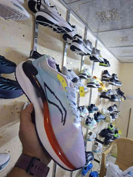 اثير للاحذيه اوربيه باله
جديد غير مستخدم  وموجود مستخدم
           #عرض_خاص   
قطعتين  25,000   الف 
سعر قطعه سابق  25 
العنوان الحبانيه سيسي سوق العصري مجاور كوفي البوريشه 
بصف محل حسين علو 
هـ /  ***********
