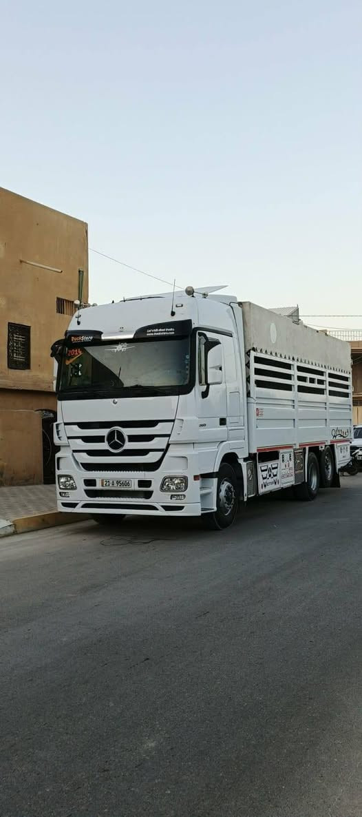 سلام عليكم سياره موديل 2004 سنويه 31 فحص وهزه جديد موصفات ريتايدر خمس طكات/ليزريات/ثلاجة/دبل مناميه/حجم 2550/محدثة جمالية/السيارات خير من الله /لاتصال على هذا الرقم/***********/////***********
