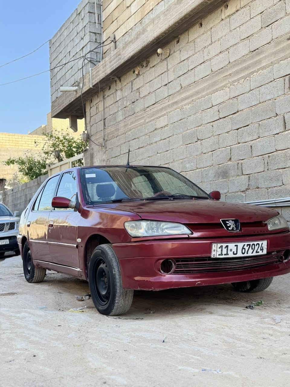 السلام عليكم سياره بيجو فرنسي موديل 2002 سياره كير مكينه كفاله السياره مكفوله من الضربه مصبوغه حزام جماليه تخم تاير جديد لايتات جدد مابيه تنقيص بيه نواقص شي قليل تجي تكلبه وبيك خير وتدلل السعر 31 وبيه مجال للطيبين وشرايه التواصل اتصل علا ***********///***********
