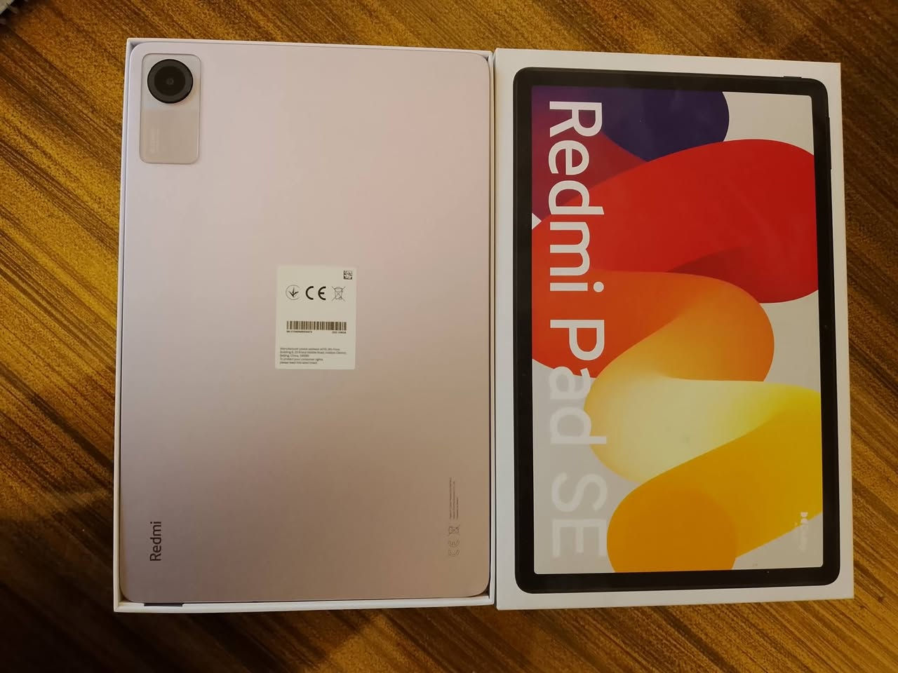 Redmi pad SE ريدمي باد للبيع
الشاشة: 11 بوصة IPS LCD بدقة 1920 × 1200 (FHD+)

معدل التحديث: 90 هرتز

المعالج: Qualcomm Snapdragon 680 بدقة تصنيع 6 نانومتر

كرت الشاشة: Adreno 610

التخزين: 256 جيجابايت 

البطارية: 8000mAh

الشحن: يدعم حتى 18 واط،  يأتي مع شاحن

الكاميرا الخلفية: 8 ميجابكسل

الكاميرا الأمامية: 5 ميجابكسل

الصوت: 4 سماعات ستيريو مع Dolby Atmos

منفذ السماعات: 3.5 مم

الاتصال: Wi-Fi مزدوج النطاق، Bluetooth 5.0

الوزن: حوالي 478 غرام

الهيكل: معدن (ألمنيوم)

المكان بابل حله 

السعر 225 الف مستخدم نضيف 

للاستفسار الاتصال فقط الشراي 

***********

***********

يوجد واتساب
