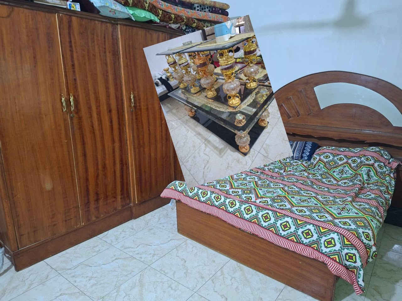 اغراض مستخدمة 
كلشي و سعره 
ديالى بعقوبة الشارع الخدمي للمفرق مقابيل العزات 
للاستفسار 
***********
