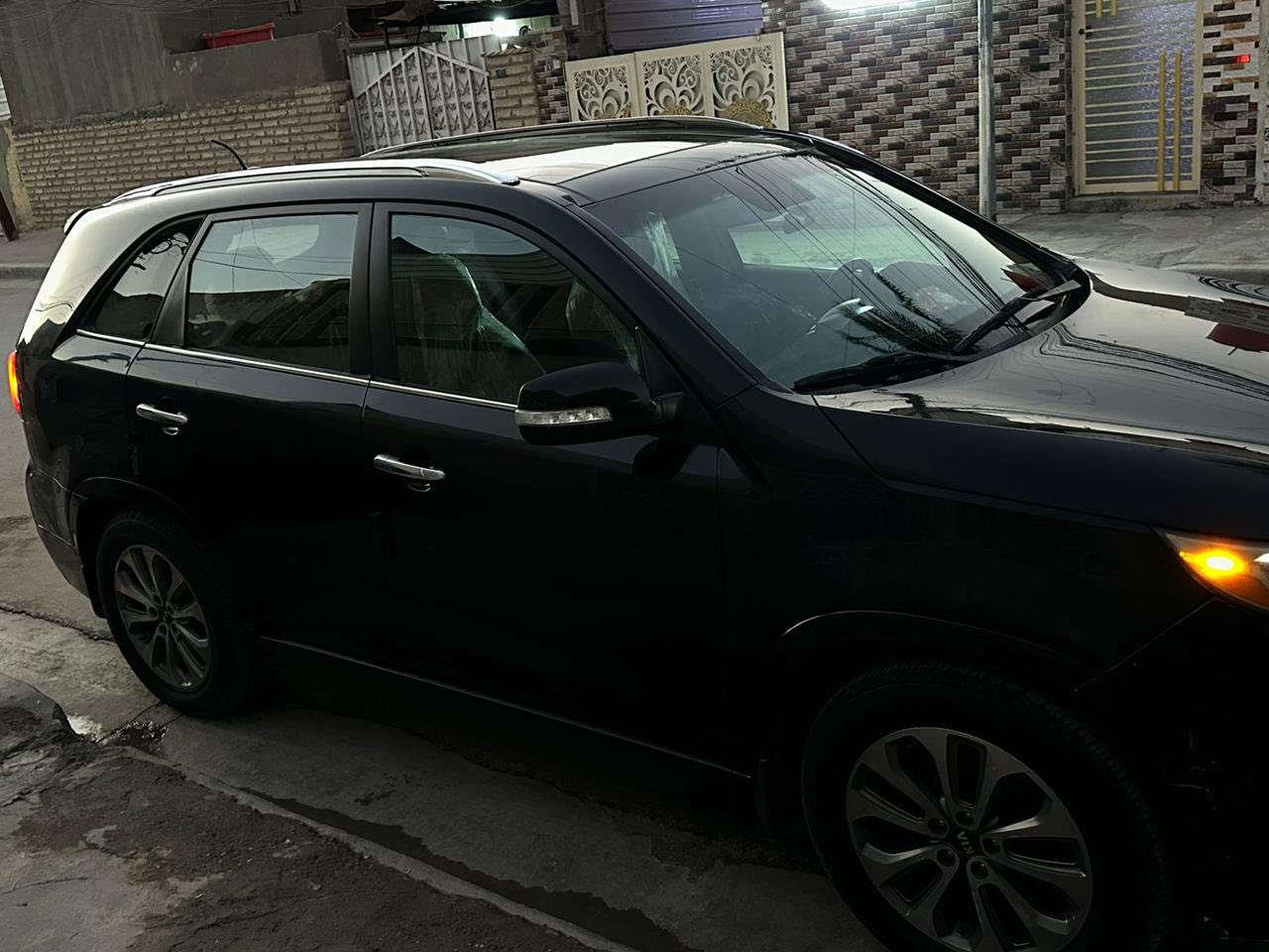 سلا عليكم سورنتو 6 فول 1/1 بسمي مكينه وكير مكفولات بيه تلاث قطع صبغ بدون دواخل عرضه 145. وبيه مجال رقمي 0775 267 7896 عنوان بغداد لامين الثانيه
