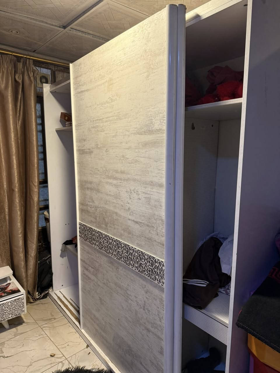 سلام عليكم هدني غراض كلهن البيع كلهن فارغات مكاني بغداد غزاليه   غرفتين نوم مستعجل على بيعتهم تشال غراض


**إذا كنت صاحب هذا الإعلان وتريد حذفه لأي سبب، رجاءا أرسل رسالة إلى الدعم الفني**