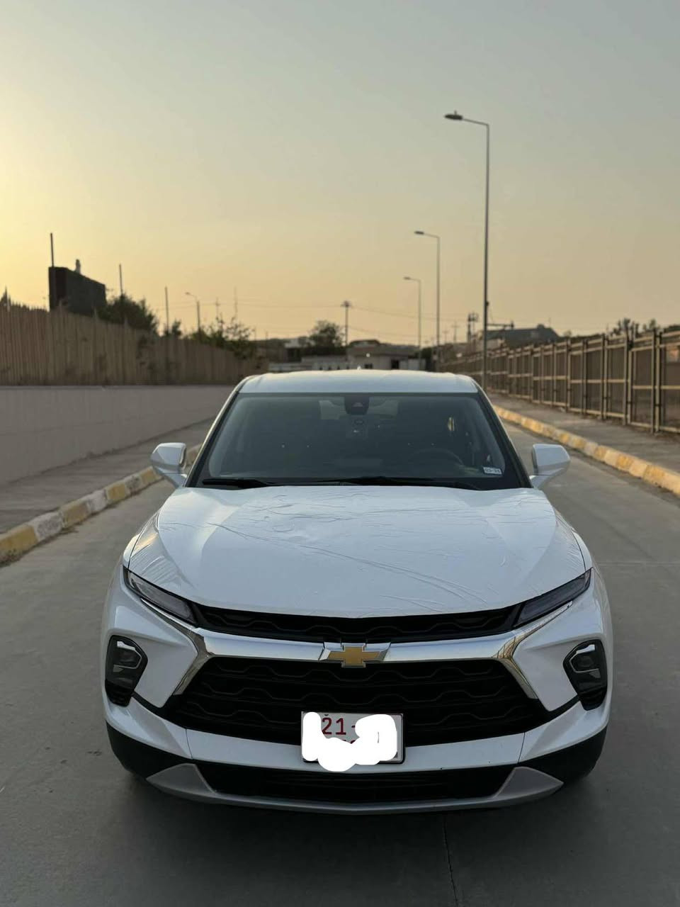 للبيع شوفرليت. بليزر 2023، فئة 2LT
موديل 2023   كلين  ماشي 47الف
مكفولة كفالة عامه
 ضرر فقط داعاميه باقي مكفولة 
رقم سليمانيه بسمنا كلها جديد 
رقم سنويه هزه فحص كلها جديد 
سياره جاهز دينار مصرف مابي 
كير محرك تبريد كهربائي كلها بشرط 
سعر 225 ورقه بيها مجال حك جيه 
محرك 4سلندر حجم 2000 تيربو 
عنوان كركوك شوراو 
*********** كركوك, العراق
