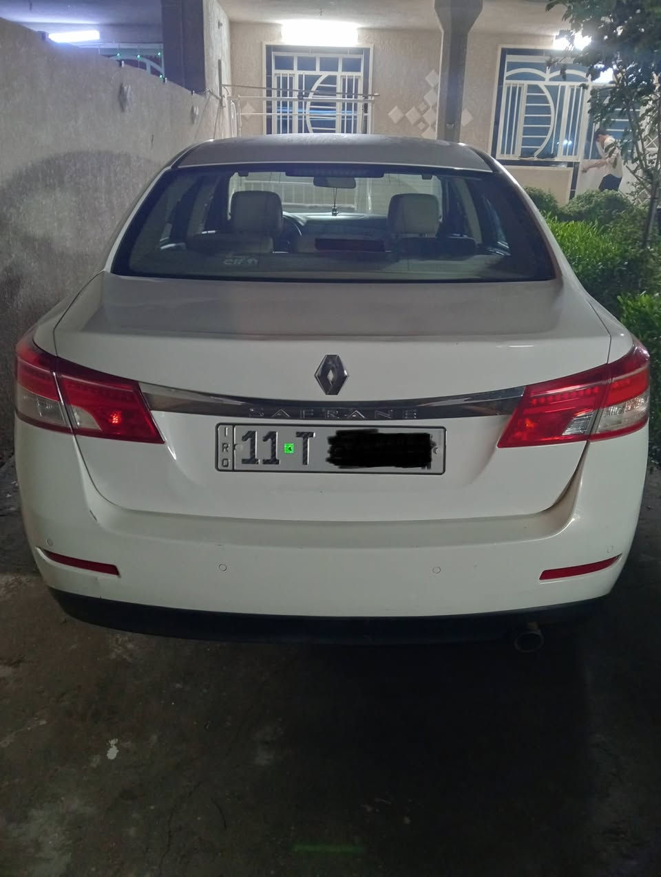 اخوان رينو سافران 2016 رقم بغداد بأسمي
منظومة غاز 
تدفئة تبريد مواصفاته معروفه داخل بيجي  السيارة جاهزه 
السعر 98  وبيه مجال بسيط 
مكان السيارة بغداد 
للاتصال فقط  ⬅️  ***********
للاتصال واتساب ⬅️  ***********
