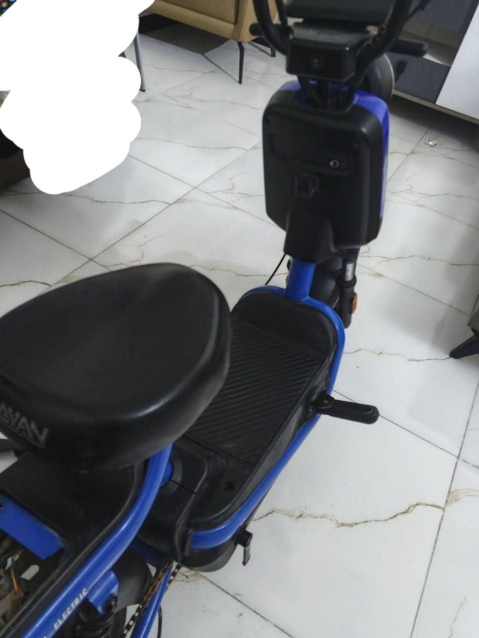 السلام عليكم عيوني هاي الدراجه الشحن نوعيه ريان حجم 14
جديدة للبيع الشراي يتفضل خاص وبسعر مناسب ان شاءلله.


**إذا كنت صاحب هذا الإعلان وتريد حذفه لأي سبب، رجاءا أرسل رسالة إلى الدعم الفني**