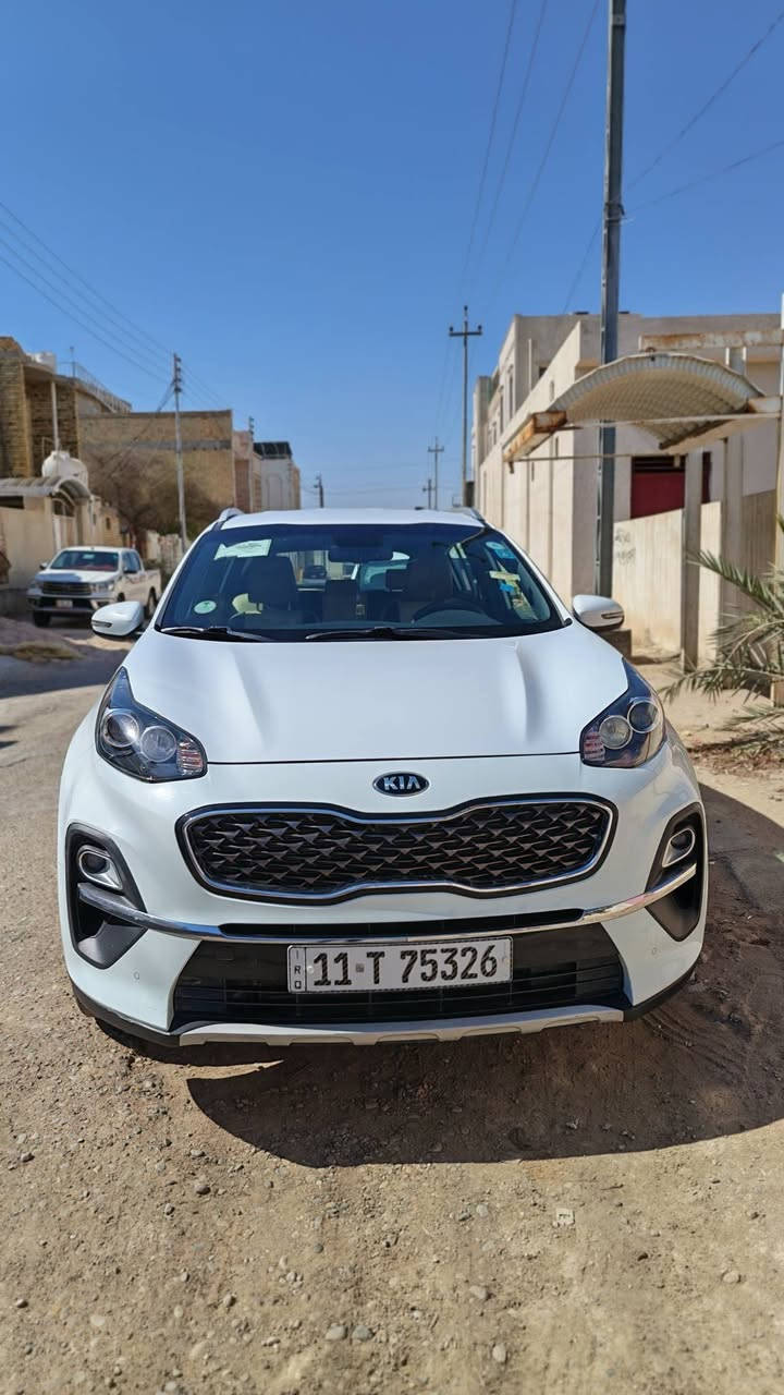 🚗 كيا سبورتاج 2021 للبيع 🚗
الموديل: 2021.
 الوارد: خليجي (كفالة عامة).عدا بارد قليل موضح بالسونار 
 المواصفات: نصف مواصفات.
 المميزات الإضافية:
بصمة تشغيل 
 كراسي كهرباء.
 تبريد قطعتين.
 تشغيل عن بعد.
 الحالة الفنية: كير ومكينة وحدادة بضمان الكفالة.
 عداد المسافة: 74,000 كم (العداد الحقيقي موضح بالصور).
 الرقم: بغداد (لوحة إنكليزي).
السعر 205$
📍 الموقع/العنوان: ميسان - العمارة.
📞 للتواصل والاستفسار (اتصال أو واتساب):
***********
