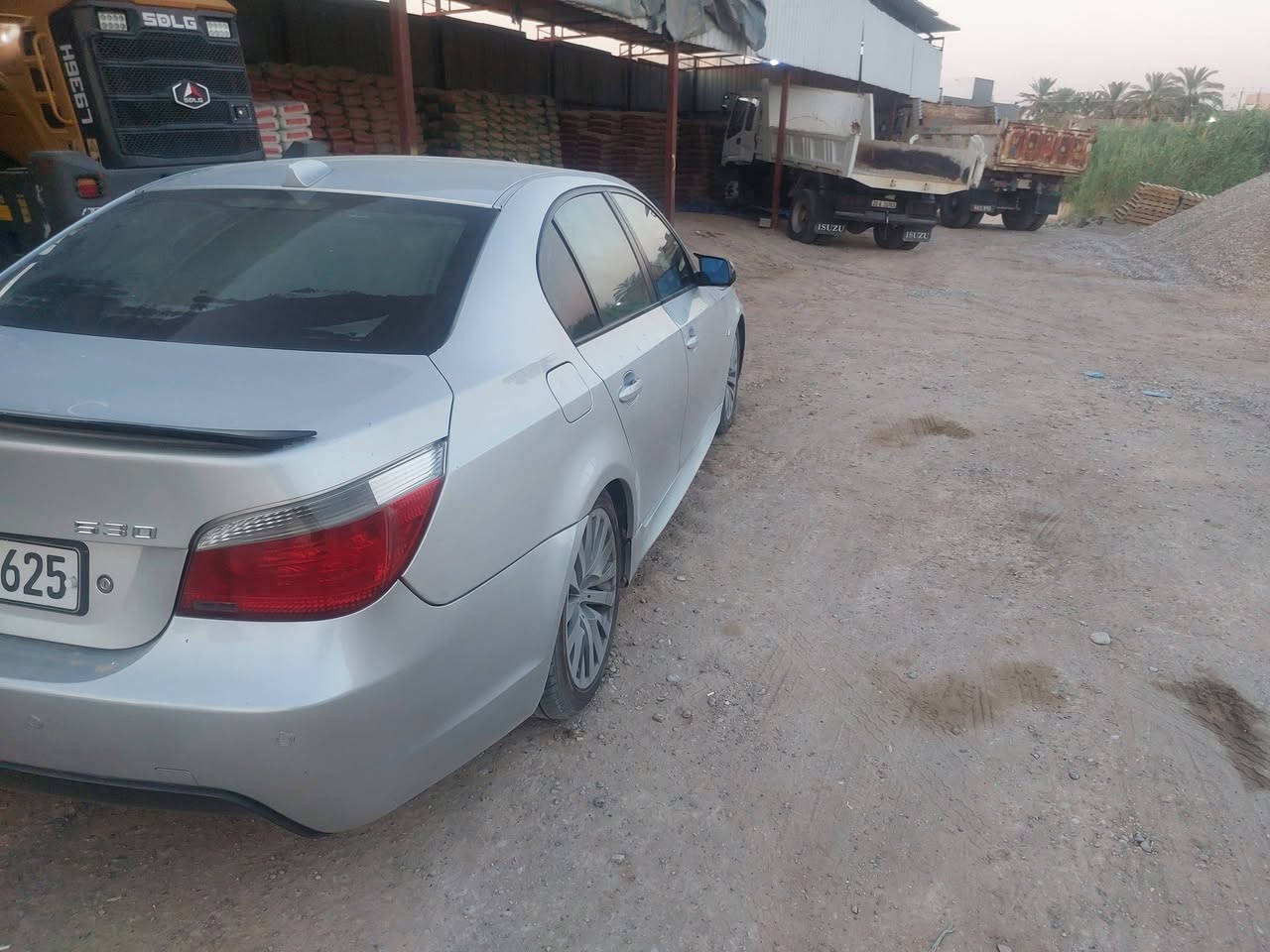 BMW A60                     محرك 530 موديل 2004 فول موصفات
فتحه سقف 
تثبيت سرعه 
تبريد تتفئه كشنات 
نوزل قصير 
 مابيهه اي ضرر 
*********** للستفسار

