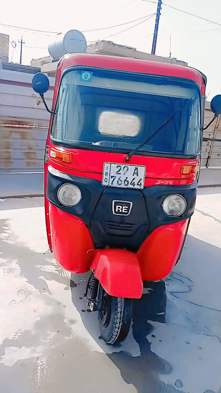 السلام عليكم تكتك للبيع ٢٠ مكينة نضيفه مكاني بغداد المعامل الباوية سعر ٧ مليون وبيهه مجال ***********
