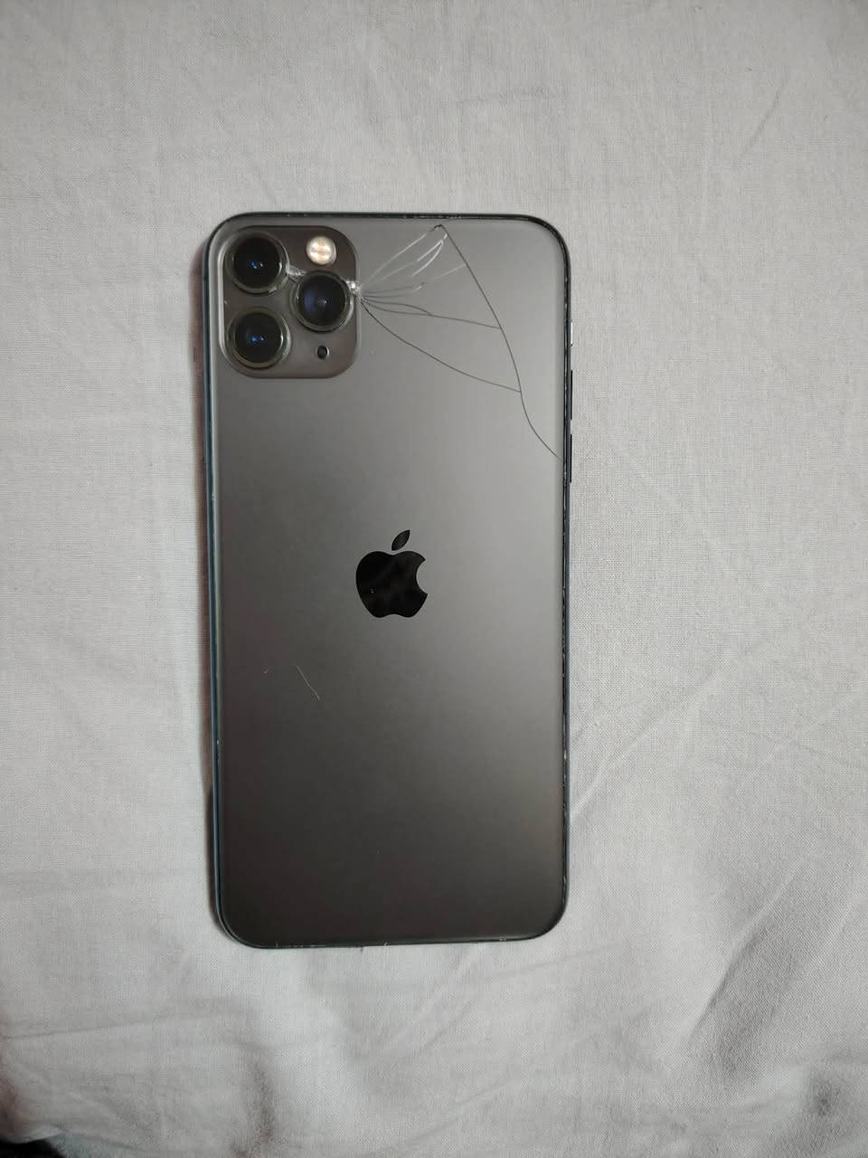 ايفون 11برو ماكس مبدل 🔋100 ذاكره 256بي فطر بل ضهر مثل ماموضح بل صوره والباقي مكفول حته كارتونته موجوده 240وذا اكو مراوس 11عادي كفاله اروس


**إذا كنت صاحب هذا الإعلان وتريد حذفه لأي سبب، رجاءا أرسل رسالة إلى الدعم الفني**