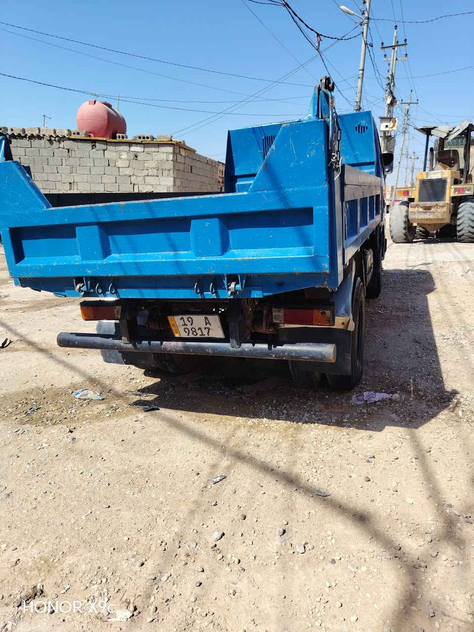 سلام عليكم كنتر بزون  فحل  مكينة 108 يعني  33   لا تبخير ولا تنقص  سيارة جاهزة من كلشي   نضيفة كلش
 رقم كربلاء  انكليزي بسمي   سنوية 2031 مكاني كربلاء  
للتصال ***********
