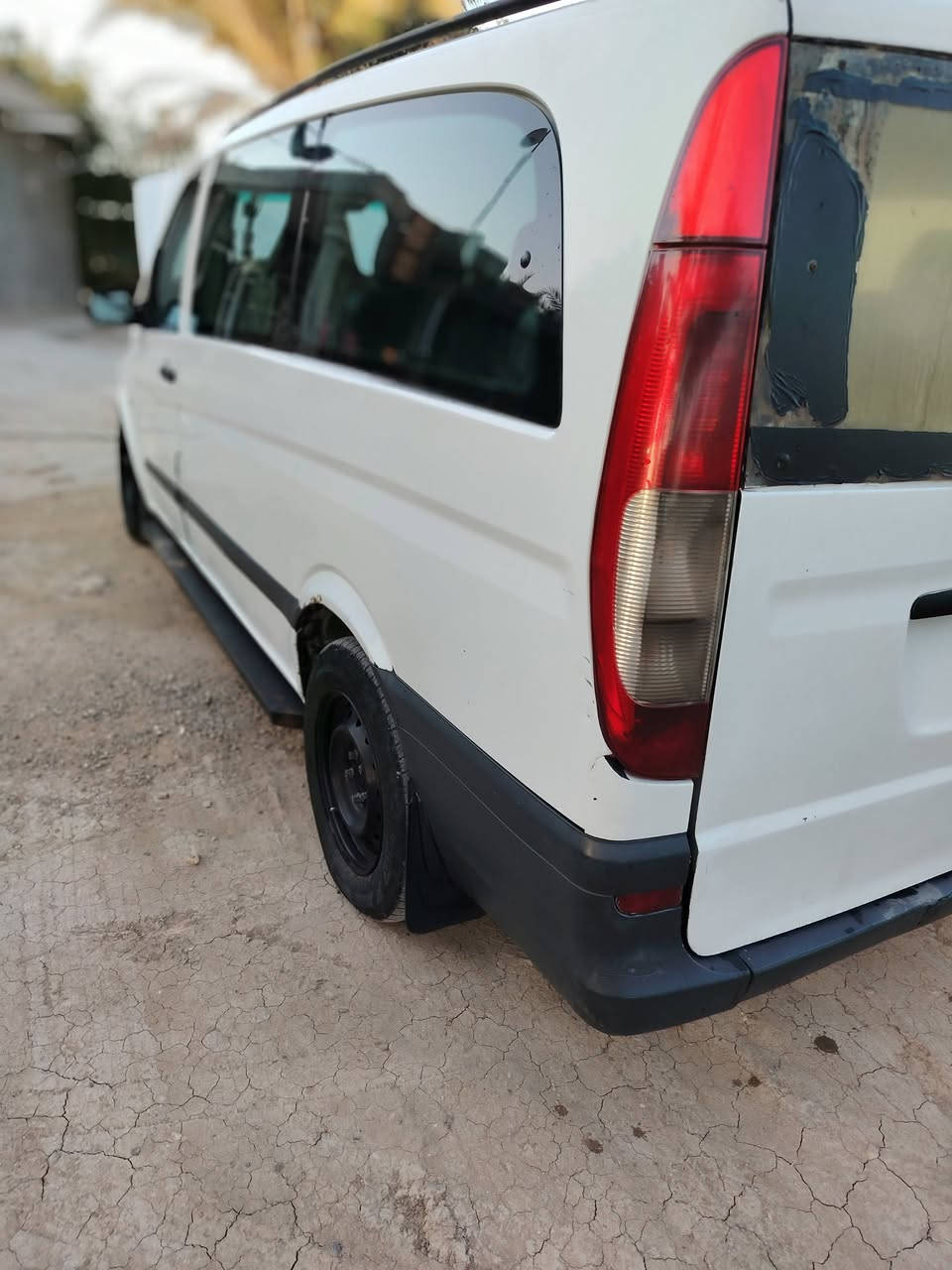 سلام عليكم مارسيدس للبيع موديل 2006 تبريد شغال جاهز رقم بغداد بسمي مكاني بابل جبله ***********لسعر 75 وبيه مجال
