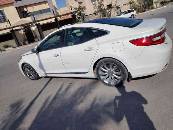 هونداي ازيرا موديل ١٣ خليجي رقم اربيل وكاله وتحويل مضمونات  صبغ حزام بدون دواخل راشين عليه  بطش ومصبوغه شرط لا ضربه ولا معجون  

محرك 6 سلندر 3000 فول موصفات بصمه 
 بنراما تبريد قطعتين للأخير  كير مكينه تبريد مكفولات  حداديه تخم تاير جاهزه مكان نجف السعر ٩٤ استفسار عل الرقم ***********
