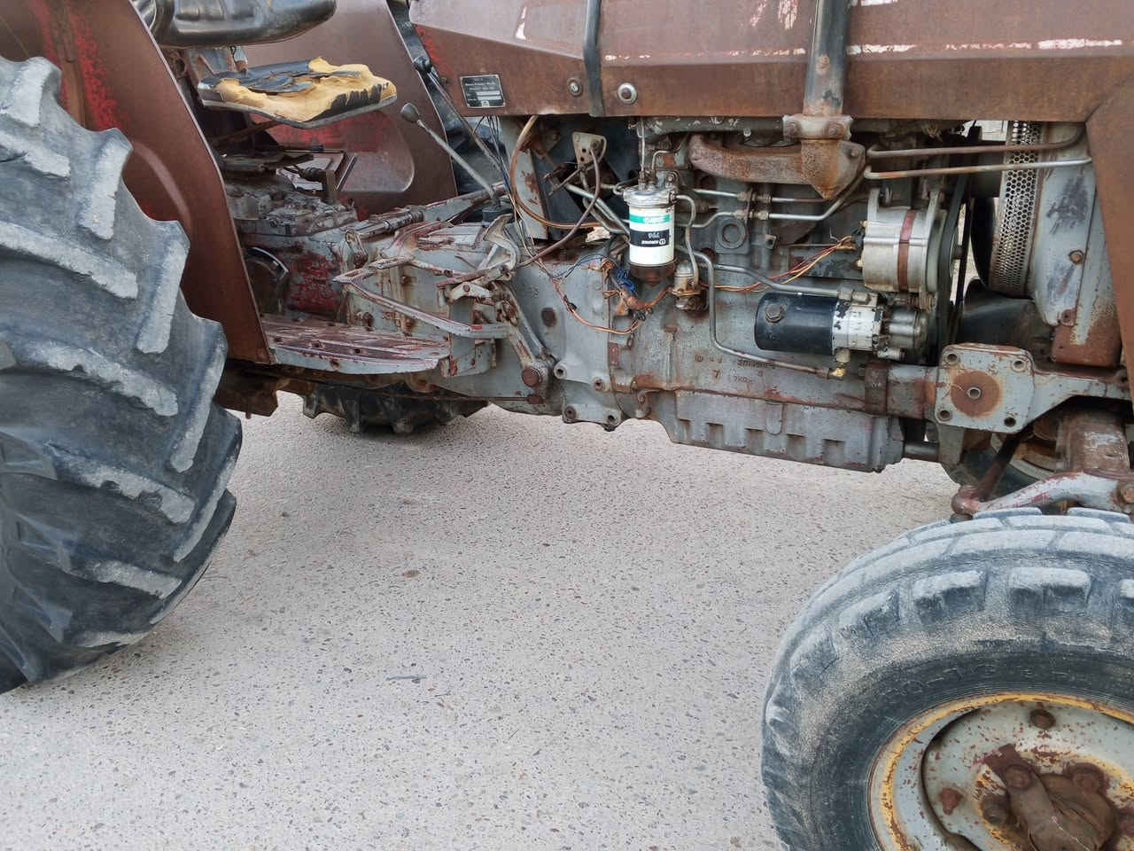 سلام عليكم مكينه فوركسن حجم 290 موديل 81 مكفوله كفاله عامه على وضع شركه
محرك كير اكسن هودرليك كله شرط 
رقم نينوى تحويل مباشر هاذا رقم هاتف وشراي يدلل. ***********
