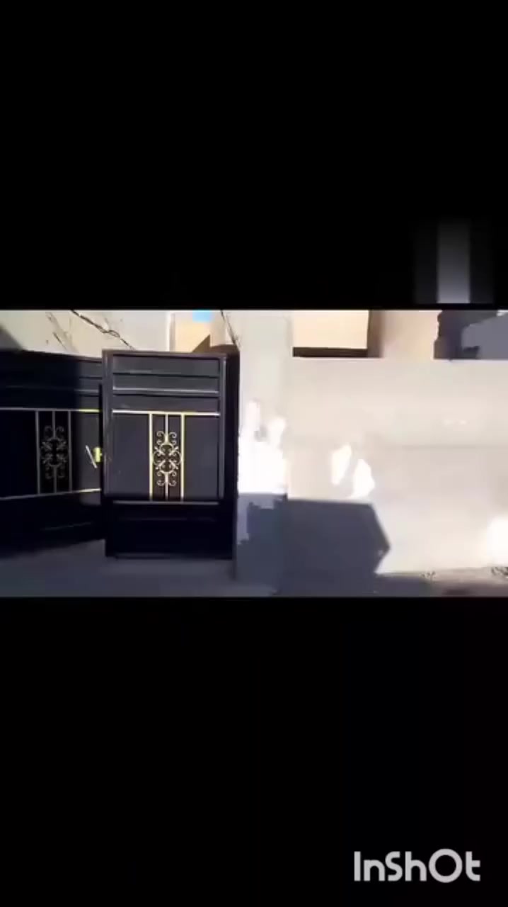 السلام عليكم
دار سكني حي الجبيرية الأولى قرب جامع سيد حميد
المساحة ١٥٠ متر
عرض الشارع ٦ متر
طابق واحد ملحقات كامله
السعر مناسب جدا جدا
السعر عل خاص او الاتصال ***********
