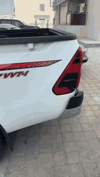 السلام عليكم 
فور ويل فول مواصفات موديل 2025 رقم بغداد بأسمي كفالة عامة ماشية 8 الف السعر 370$ وبيها مجال 
‭
0786 280 5523‬
