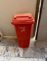 للبيع عندي ثلاثه منه جديد بسعر رخيص ٠٧٨٣٢٤١٦٦٤٦