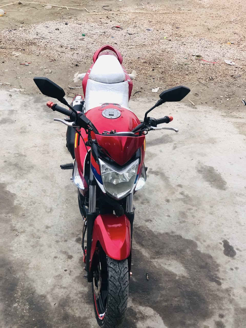 سلام عليكم دراجه سايم بطح  دراجه ١٩لموديل كامله من كلشي شغل وطلع لسعر  ٨أوراق بي مجال لشراي***********
