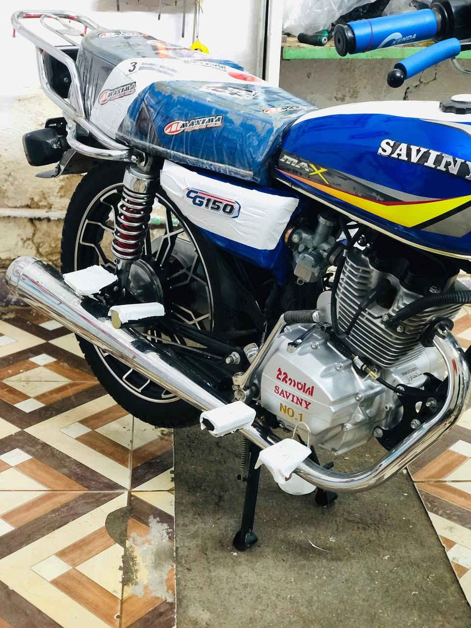 ايـرانـي مـوديل (2024)
فـول نشاط ونعومه 
الدراجه نضافه خير مہَטּ الله 
متصرف عليها ربع 
بيها سويجات ثنين وبصمات ثنين وشرايح 
بيها منفيس فقط 
مكان الدراجه الرمادي شـارع 40 قرب محطت الكهرباء 
السعر 850 وبيها مجال الشراي عيني عيونه 
للاتصال او الاستفسار ع رقم الهاتف (***********)(***********) 
واتساب وخط وخاص مـوجود
