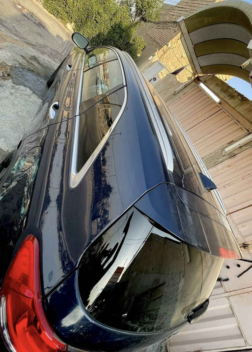 اخي المشتري اقرأ المنشور كله ولا تعبني يرحم والديك 

� سورنتو 2017 سيارة دخولهة 2018/9   7 راكب– 2400 المحرك 4 سلندر وارد امريكي والسونار مرفق 👇🏻

للبيع او المراوس

🔹 المعلومات الرسمية:

 • رقم بغداد الدولي (الجديد)
 • سنوية وهزة جديدات لغاية 2029
 • تحويل ثاني يوم باسمي

🔹 المواصفات:

• 7 راكب 
 • تدفئة وتبريد (قطعتين)
 • إشارات مرايا
.اشارة ترحيب 
 • تحكم ستيرن
 • مانع انزلاق
 • تايرات جديدة (مال لاند كروز )
 • صدر أمامي وخلفي جديد
 • شاشة كبيرة ديجيتال  كار بلي (بلادي)
 • كامرة دوّارة
 • حساسات مرايا
• منضومة زنون لدات الاصلي مال خليجي يعني
بونيت جكات 
جنطة جكات 

🔹 الحالة:

 • حادث بسيط👇🏻
 • جنطة وبونيت وجاملغ نصة صبغ  سيارة بدون ايرباك بلادي شرط صور الحادث داخل المنشور
• 
 • السيارة بالشرط كلهة ليبل واحد 

🔹 ملاحظات:

 • السيارة جاهزة
 • خير من الله
 •ملاحضة شخوط بصيطة

📍 الموقع والسعر: ‭0782 583 1825‬

 • المكان: كربلاء
 • السعر157 (قابل للمجال)
