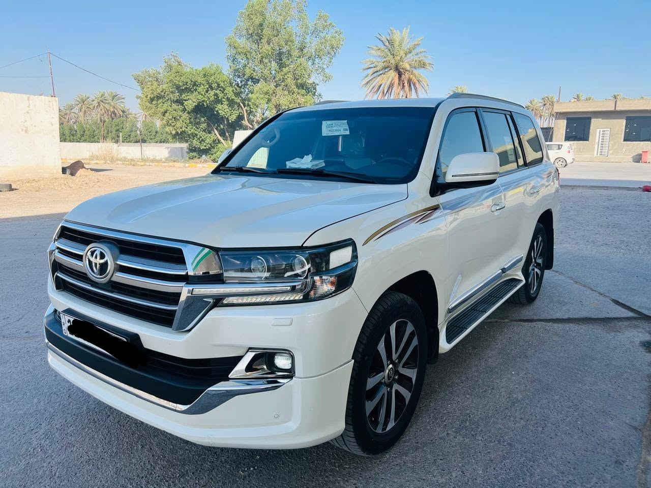 السلام عليكم للبيع لاندكروز موديل 2019 بريم اصلي رقم بغداد بسمي مشروع وطني مكفول كفاله عامه من صبغ وتبديل وفتح 
جديده معنى كلمه 
فول مواصفات 1/1
بصمه تشغيل
5بصمات ابواب 
فتحه سلايت
كشنات ثنين كهرباء ثلاث حركات
كشنات جلد اصلي
عداد لكزز
زراكات
اشارة لكزز
مري قلاب
مري شفط 
شاشه ايباد
جنطه شفط 
ديفيدي بل قمارة 
دبل ماوس
مثبت سرعه
سبعه راكب
ثلاث قطع تبريد
مطفايه حريق
محرك v6
8ايرباك
حساس امامي
حساس خلفي
اضويه تحت مقاعد
تحكمات ستيرن كامله 
وباقي مواصفات بريم معروفه 
ماشيه 90 الف حقيقي
السعر (505)
اللا ستفسار اتصل على الرقم ***********
مكان بابل حله
