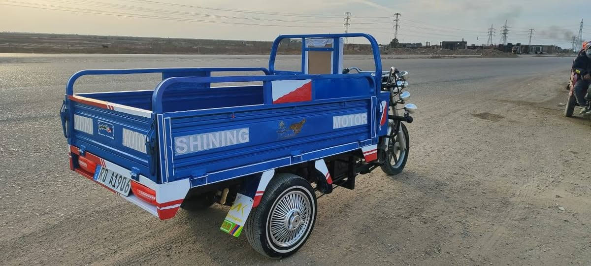 سلام  عليكم ستوته للبيع موديل2016 مكينه  خير من الله كهربائيات شغاله ركبه مكفوله تخم تاير چوبلس ورك عالي اوراق أصولي   عنوان‏  ميسان حي الوحده
‏‪***********
