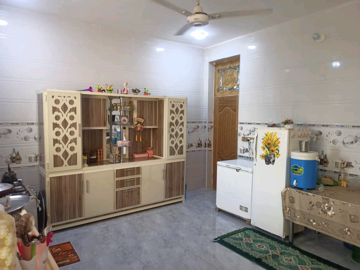 بيت للبيع

📍 الموقع: حلة / قرب سيطرة الآثار

▪️ المساحة: 300 متر

يتكون من:
• استقبال
• مطبخ
• هول
• غرفتين

السعر: 75 مليون فقط

للاستفسار:
***********
أبو ليث
شنو موقع البيت بالضبط؟ (المنطقة/الحي/قرب شنو) حتى يسهل على الزباين يوصلون.: 
الحلة - سيطرة الاثار 
شكد مساحة الأرض والبناء، وكم عدد الغرف والحمامات والصالات؟: 
المساحة 300
يتكون من مطبخ- استقبال- هول- غرفتين
البيت طابو/مستمسكات رسمية لو لا؟: 
زراعي سند25 
البيت جاهز للسكن لو يحتاج شغل أو أي تصليحات؟: 
جاهز للسكن
شنو سعر البيع النهائي وهل بيه قابلية للتفاوض؟: 
75 وبي مجال 